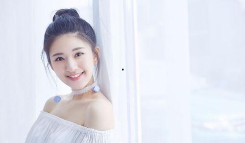 娱乐八卦吃瓜相关图片和素材下载